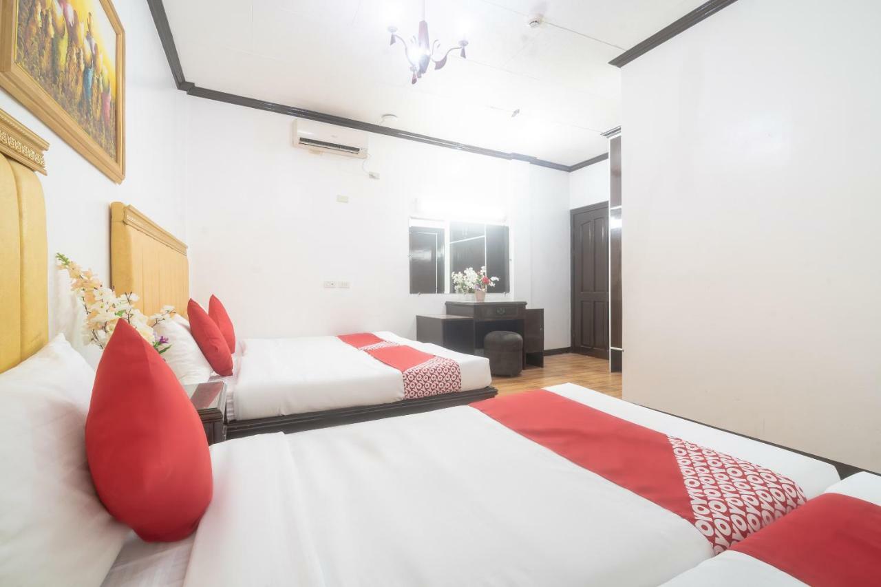 Oyo 197 Sunny Point Hotel 达沃 外观 照片